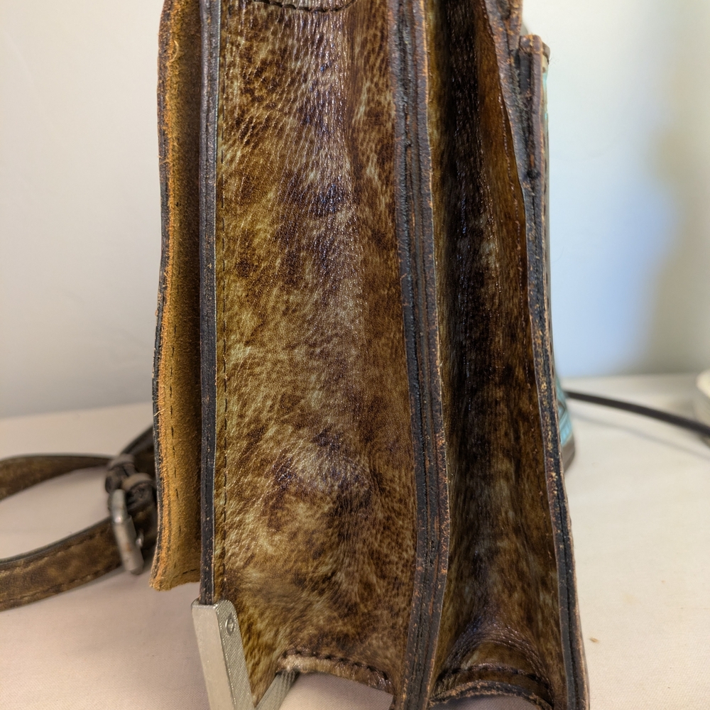 Patricia Nash Brn Leather Stella Flap HandBag w/Intriquite Blue Floral Tooling - Picture 13 of 16